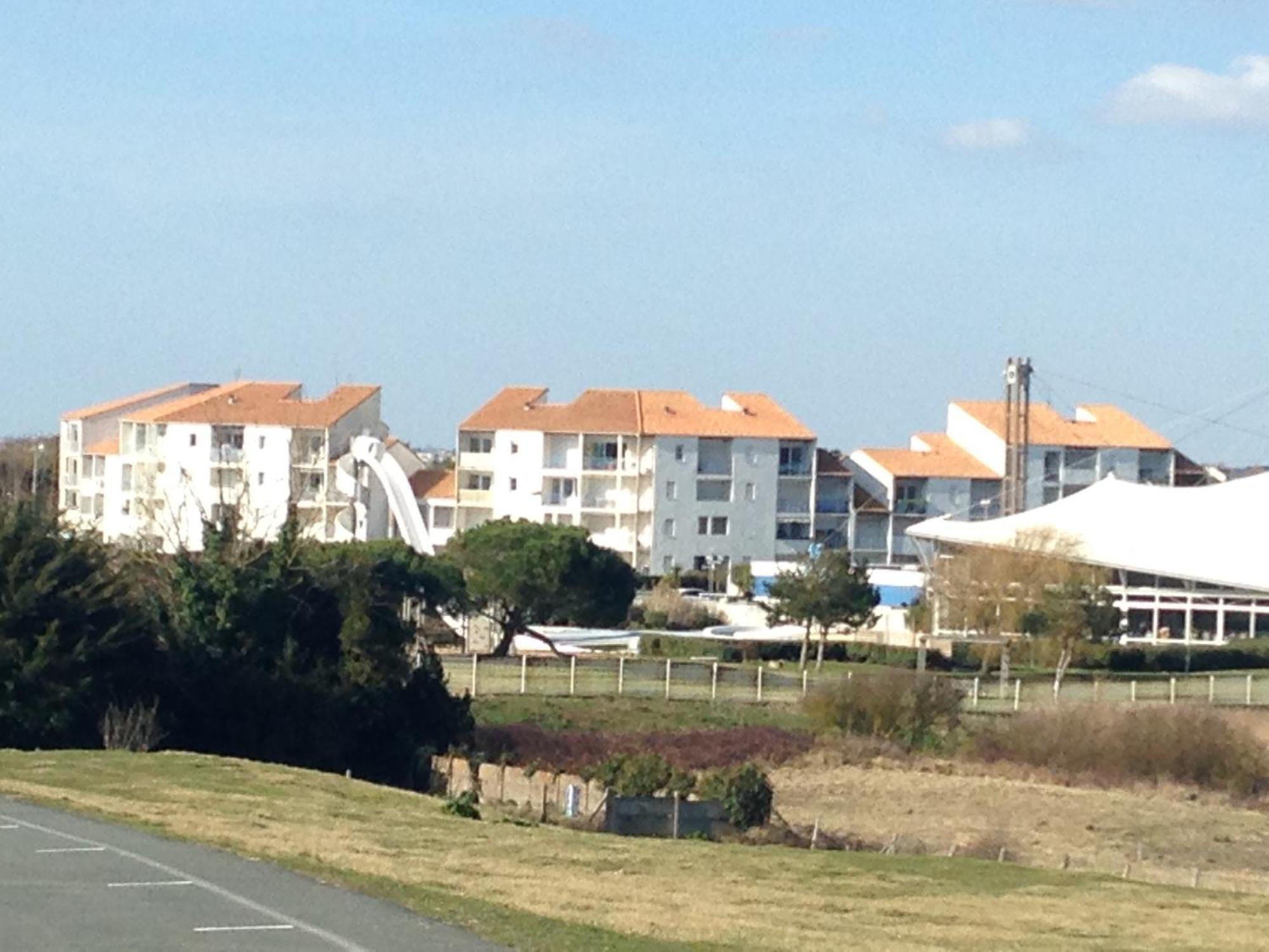 Duplex 3 Pieces A Deux Pas De La Plage Avec Parking - 4 Pers - Fr-1-706-16 Châtelaillon-Plage Екстериор снимка